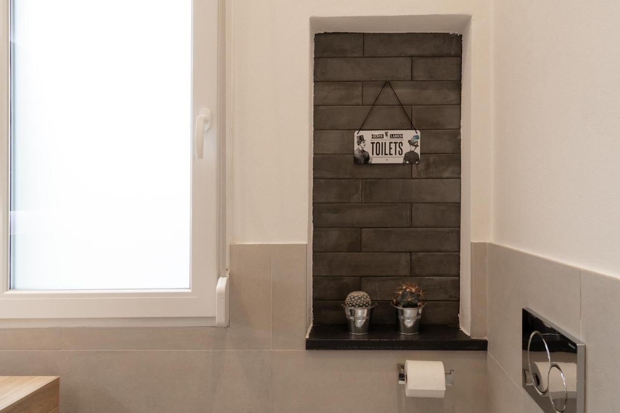 Rossetti 23/1 Apartment Триест Екстериор снимка